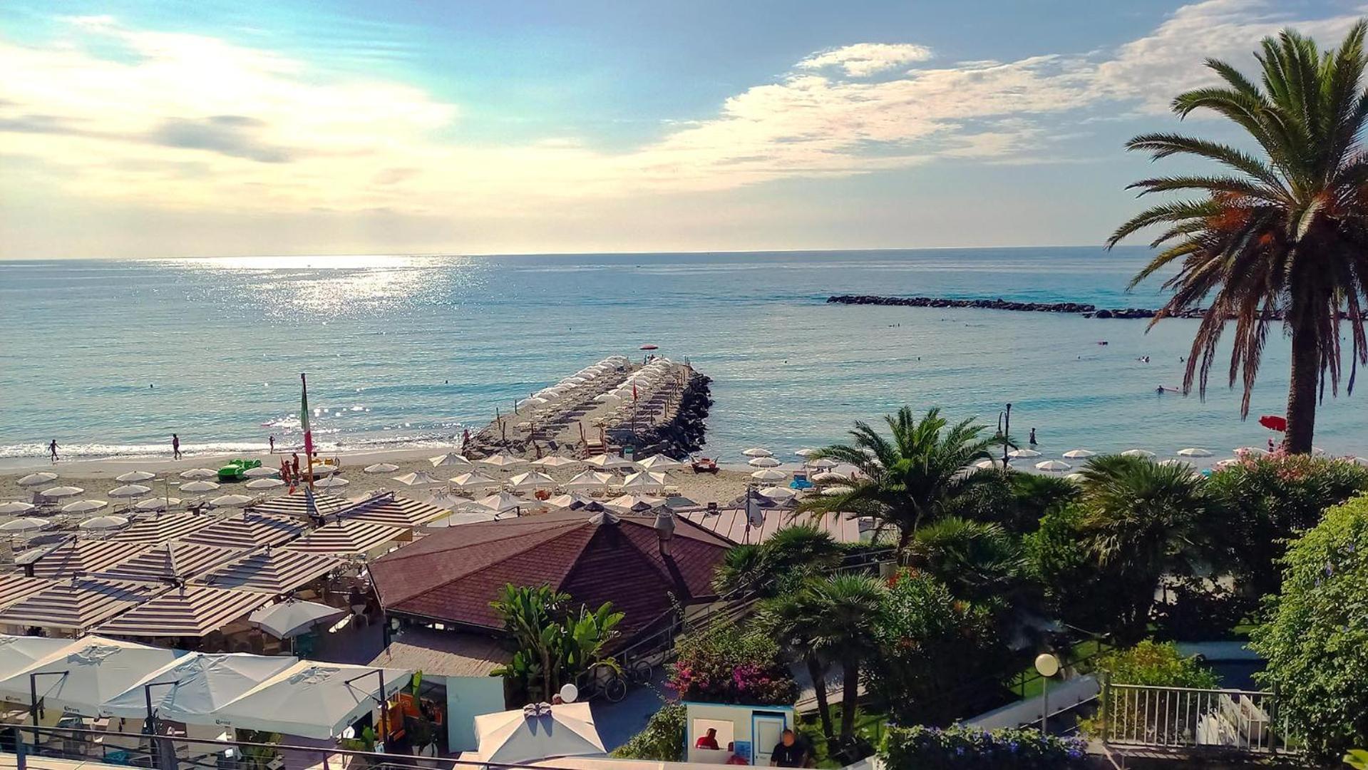 La Pace, Il Sole, Il Mare - Sanremo Casa Indipendente Vista Mare, Posto Auto Privato, Ampio Spazio Esterno Attrezzato, A Pochi Minuti Dalle Spiagge 외부 사진