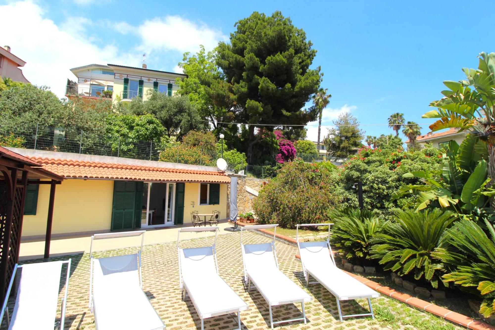 La Pace, Il Sole, Il Mare - Sanremo Casa Indipendente Vista Mare, Posto Auto Privato, Ampio Spazio Esterno Attrezzato, A Pochi Minuti Dalle Spiagge 외부 사진